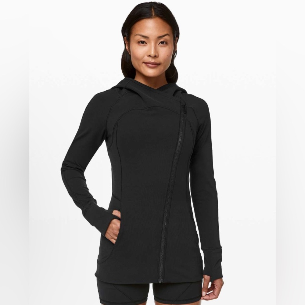 Lululemon Every Journey Hoodie
Black (First Release)